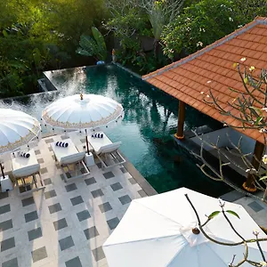 https://de-uma-lokha-luxury-villas-spa.hotelsseminyak.net