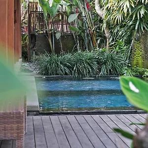 https://ume-sri-villas-ubud.ubudhotelsnow.com